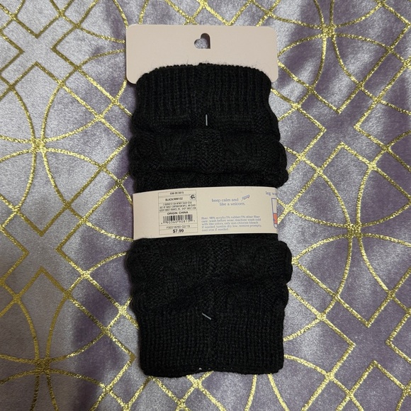 💥 LOWEST PRICE NWT (unless you bundle!) - Picture 4 of 4